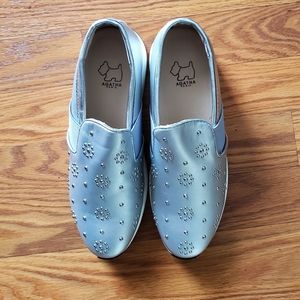 NEVER WORN BEFORE - NEW